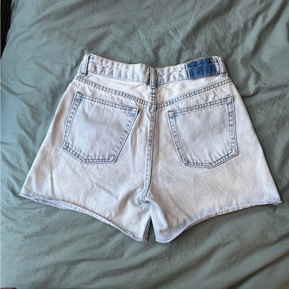 Pull&bear Mom Shorts - Picture 2 of 3
